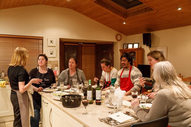 Irish Craic & Cuisine: Cooking Class & Dinner in Central Dublin - The 6 pm start near Phoenix Park, and how to plan your evening