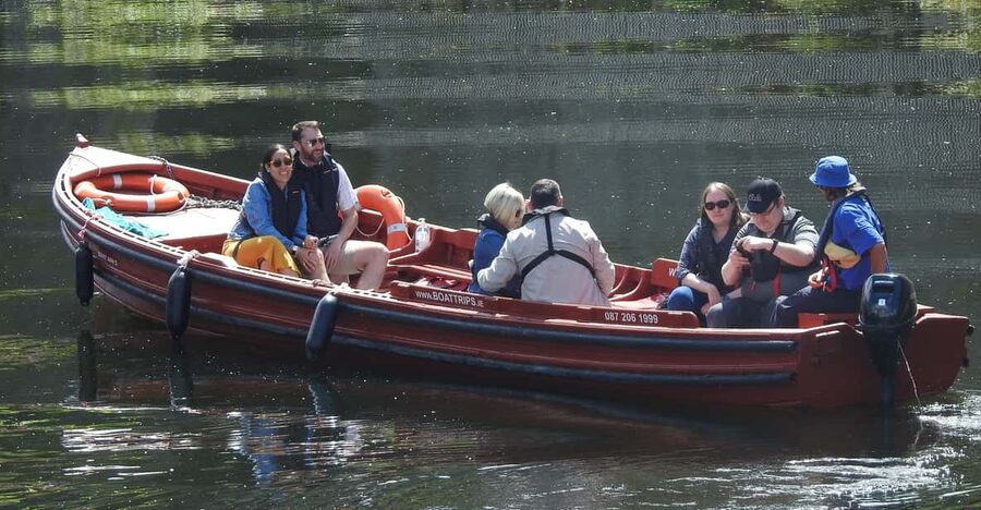 Kilkenny: Guided City Boat Tour with Kilkenny Castle Views - Entering Kilkenny by water at Canal Square
