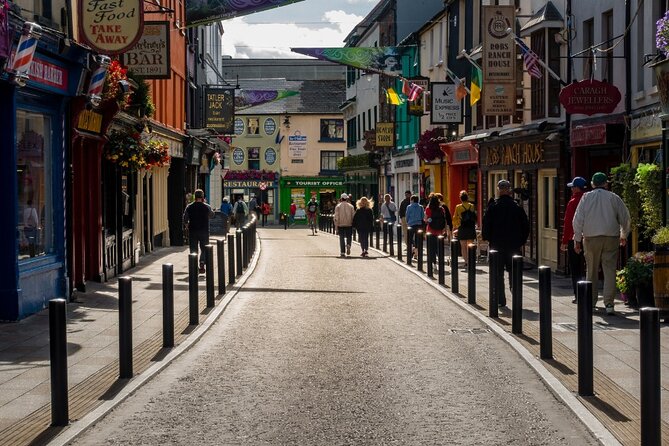 Killarney: Private transfer to & from Dublin | Premium Cars - Dublin City or Dublin Airport, one-way service in both directions