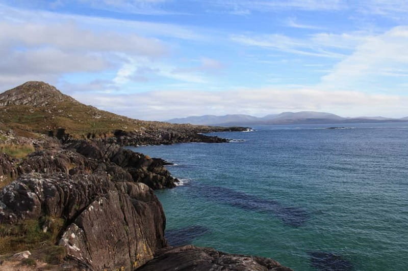 Killarney: Ring of Kerry Bus Tour - Cahersiveen Lunch at the Scarriff Inn and Break-Time Reality