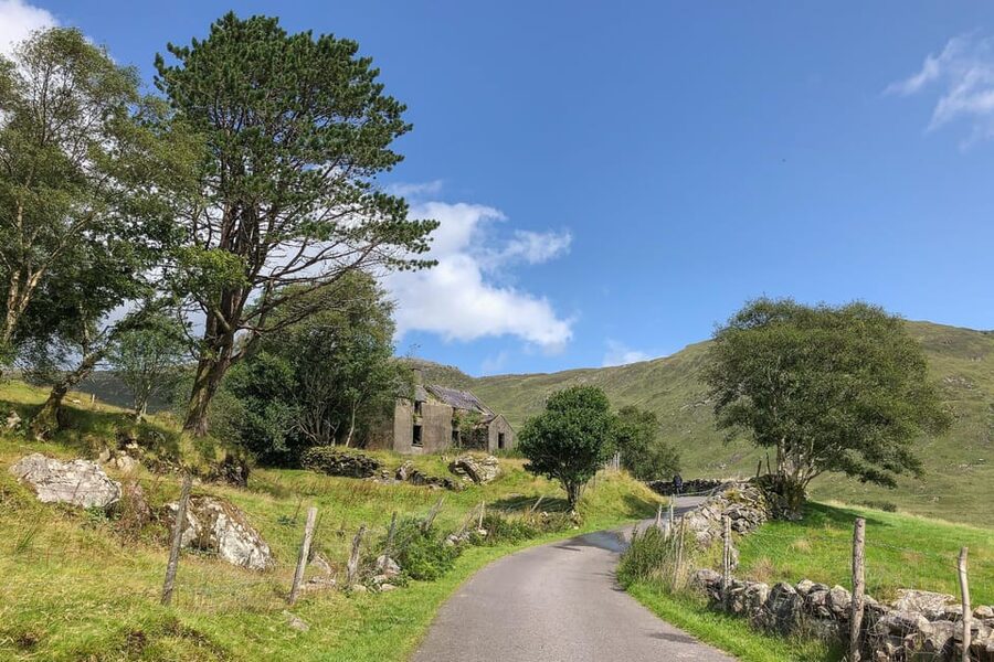 Killarney: The Ring of the Reeks - Backroads Rural Tour - Afternoon: Black Valley backdrops and the run back toward Killarney