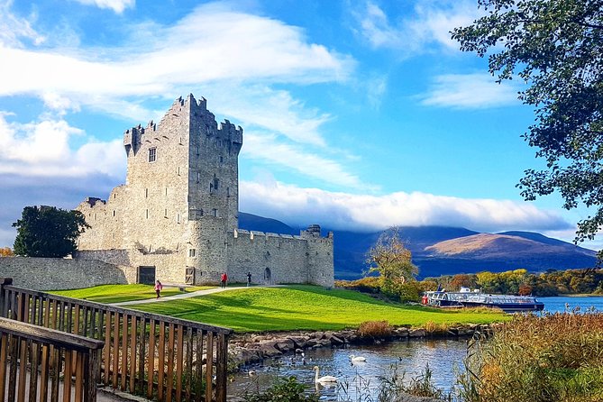 Lakes of Killarney Cruise - On-Board Commentary and the Human Touch