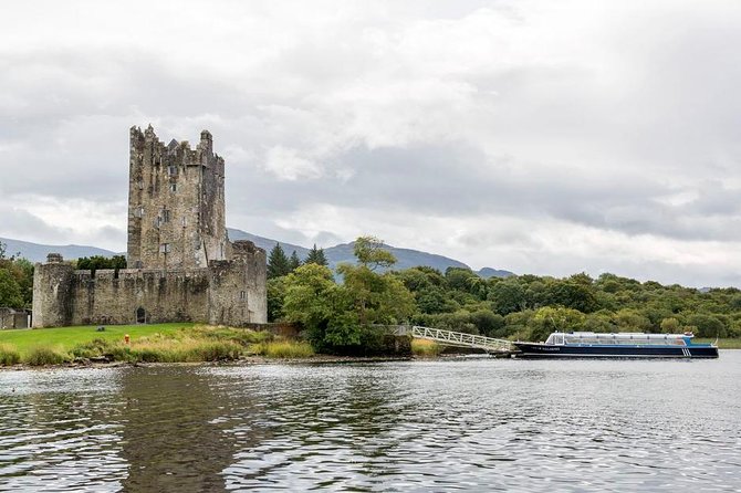 Lily of Killarney Lake Cruise - Wildlife, ruins, and the 26,000-acre park view you can feel