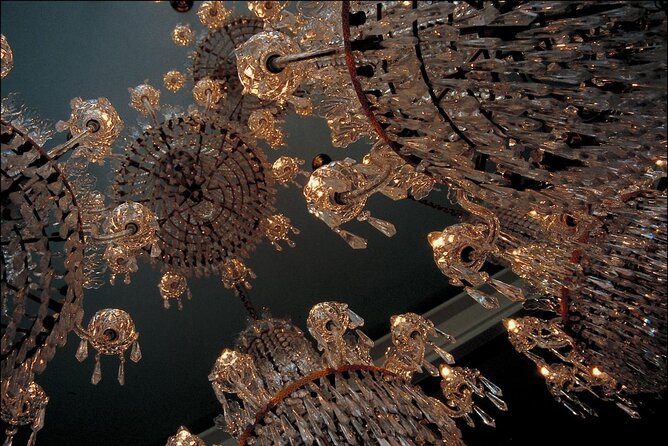 Luxury Tour Of Waterford Crystal & Kilkenny City Tour - Key things I’d circle before you book