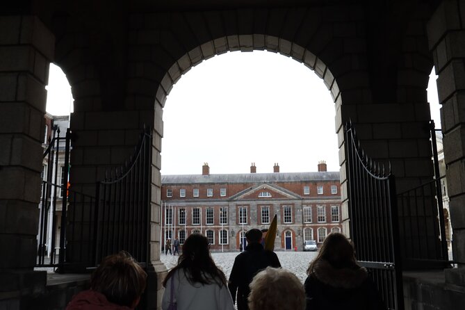 Macabre, Ghostly & Bloody Walking Tour - Stop-by-Stop: From the Spire to St. Michan’s Church Cellar