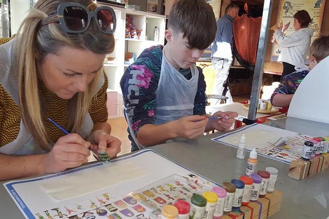 Paint a Metal Miniature - Painting time with acrylics at the visitor centre