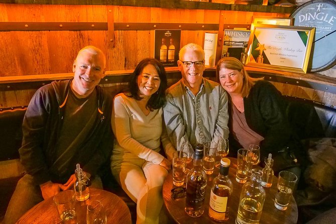 Premium Whiskey and Food Tasting in Dublin - Group size, dress code, and how to be comfortable