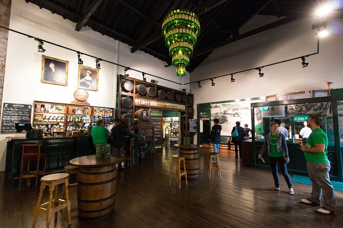 Private Cork City Tour, Kinsale and Jameson Distillery - Kinsale Walk Time: Colorful Harbor Streets and Easy Lunch Energy
