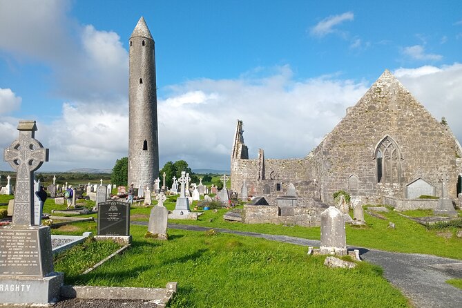 Private Day Tour Cliffs of Moher from Dublin - Cliffs of Moher: two hours, visitor centre access, and where a guide helps