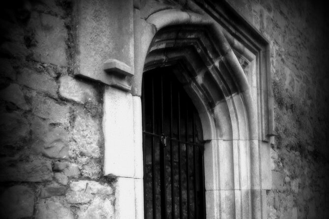 Private Ennis Dark History Tour with Dr Jane O'Brien (1-6 people) - Why Ennis Feels Dark on Purpose, Not By Accident
