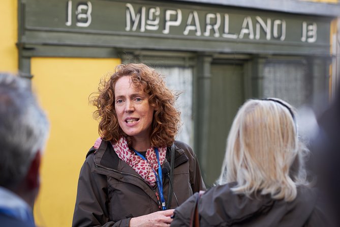 Private Ennis Dark History Tour with Dr Jane O'Brien (1-6 people) - Barrack Street and the Old Gallows Green Punishments