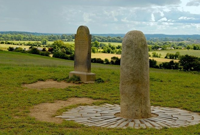 Private Luxury Tour of Newgrange and The Hill of Tara - Key points at a glance