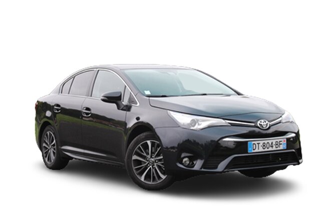 Private Sedan(4 seats) Transfer from Dublin City Center to Dublin Airport - The ride itself: quiet, comfortable, and built for small groups
