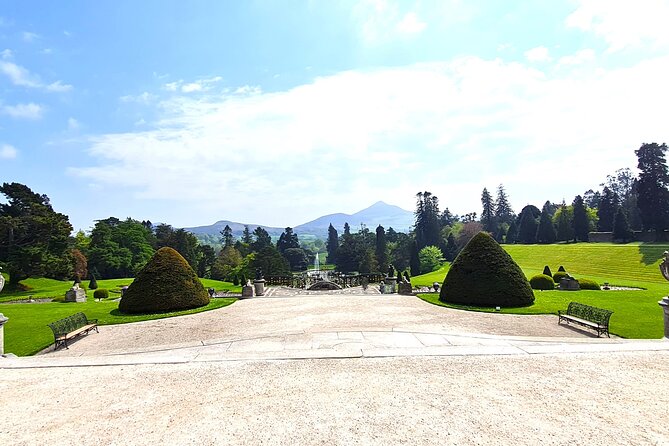 Private Tour of Glendalough and Powerscourt Gardens, (1-7 ppl) - The return to Dublin: live music and Irish food guidance