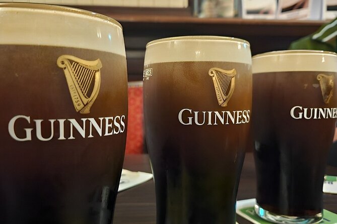 Pub Crawl Walking Tour Through the Heart of Irelands Capital - Oval Bar as your first real Dublin pub stop