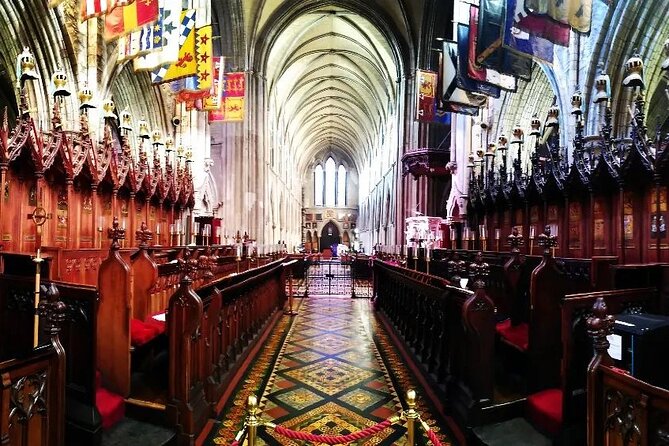 Semi-Private (8people max) 2.5 Hr Dublin Walking Tour - Trinity College and the Long Library, with tight timing