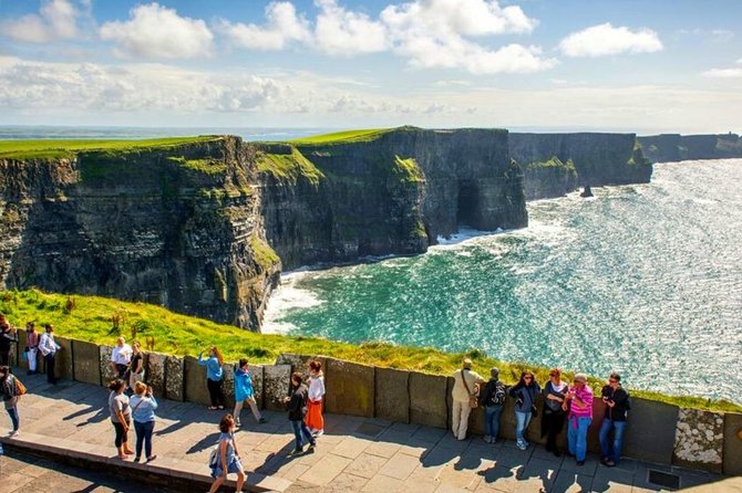 Shore Excursion Cliffs of Moher explorer tour, Wild Atlantic Way from Galway - Packing and comfort: the coast does not play