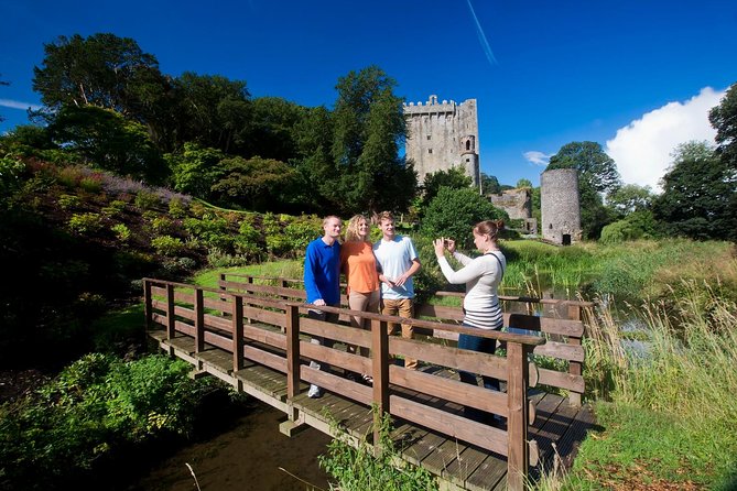 Shore Excursion From Cork: Including Blarney Castle and Kinsale - Guides, commentary, and what to watch for on a driver-run tour