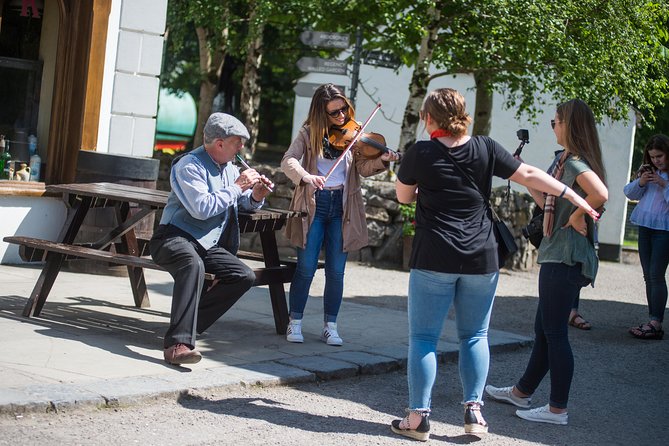 Skip the Line: Bunratty Castle and Folk Park Admission Ticket - Food, tea rooms, and the gift shop, plus what costs extra