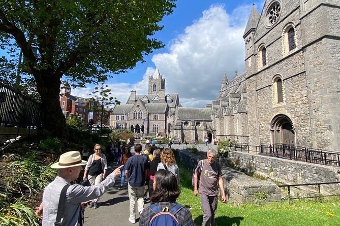 Small Group-Dublin Walking Tours - Bram Stoker Sites on Dawson Street and Kildare Street, Plus Leinster House