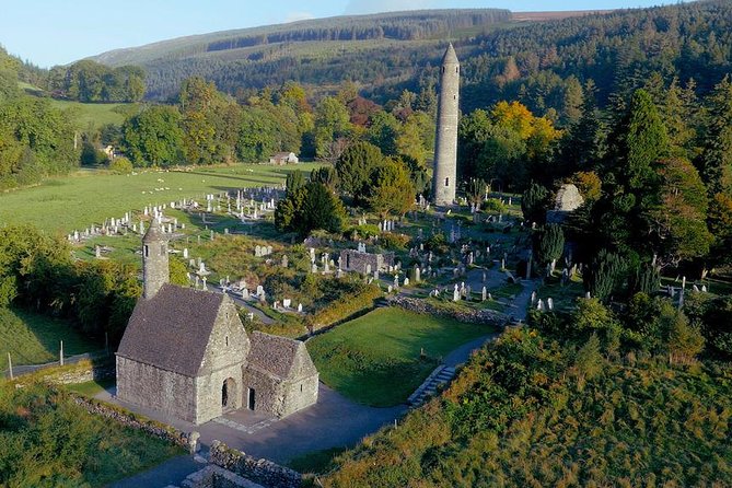 (Small Group) Shore Tour from Dublin:Dublin Highlights and Glendalough Day Trip - The Return Through Wicklow Mountains: Photo Timing Matters