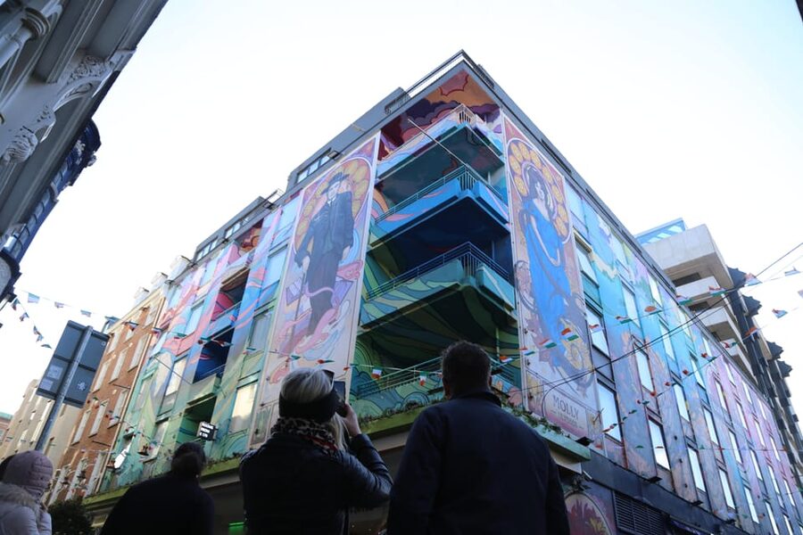 Street Art Walking Tour - Abbey Court Hostel: why the “in-between” streets matter