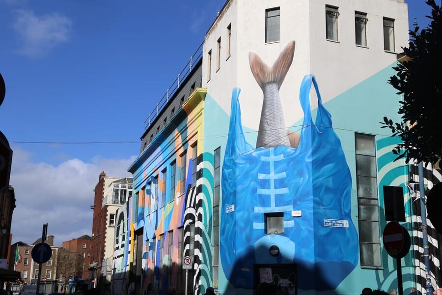 Street Art Walking Tour - Crampton Court: the finish, the gallery moment, and what to do next