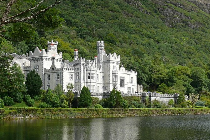 Sustainable Connemara and Galway Bay Rail Tour from Dublin - Food timing and that seafood lunch question
