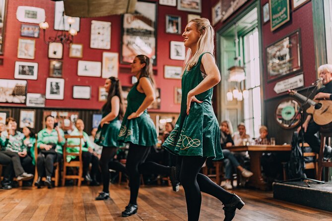 The Irish Dance Party in Dublin - Upstairs at The Merchants Arch Bar: the room and the view reality check