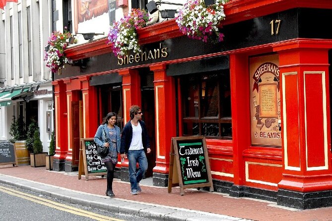 The True Dublin Experience: Private Irish Pub Culture Tour - What’s included to drink, and how the Guinness lesson fits in