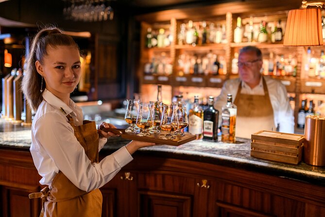 Whiskey & Wonders in Killarney - Tea room cottage stop, and why it breaks up the ride