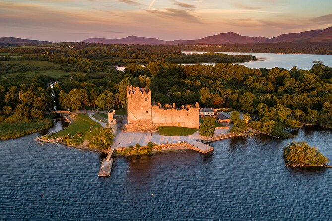 Whiskey & Wonders in Killarney - Round-trip transport from Killarney, no driving stress